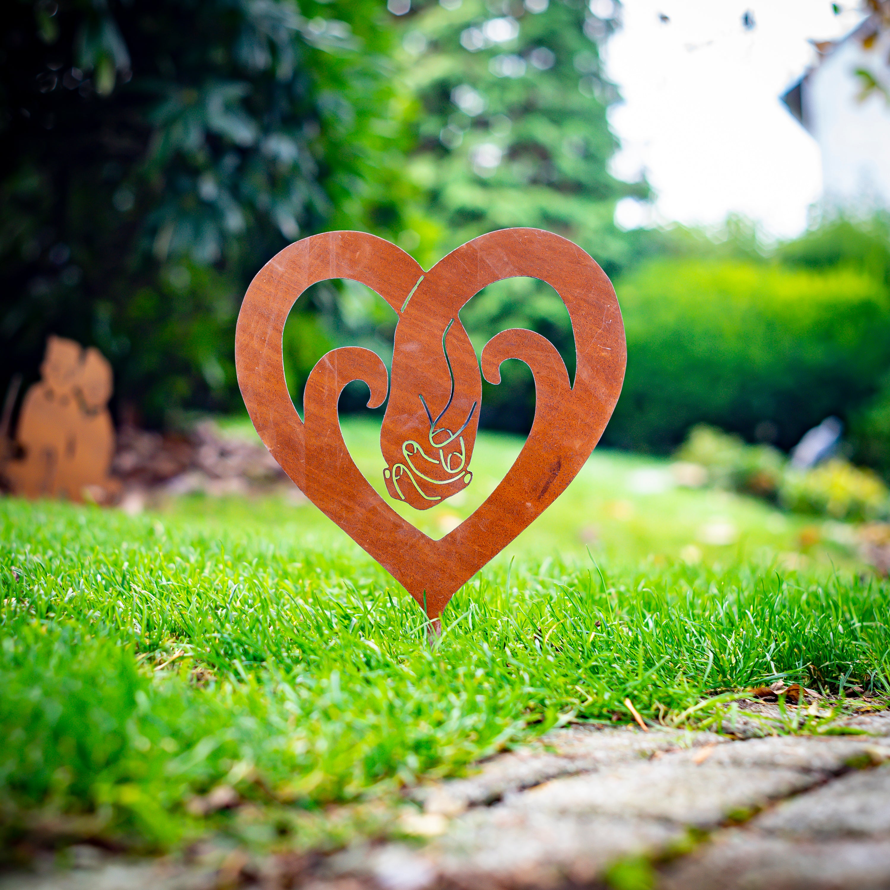 Edelrost Herz Gartenstecker-einfach einsteckbare Rostdeko aus hochwertigem Cortenstahl für Garten, Terrasse - Gartendeko rost