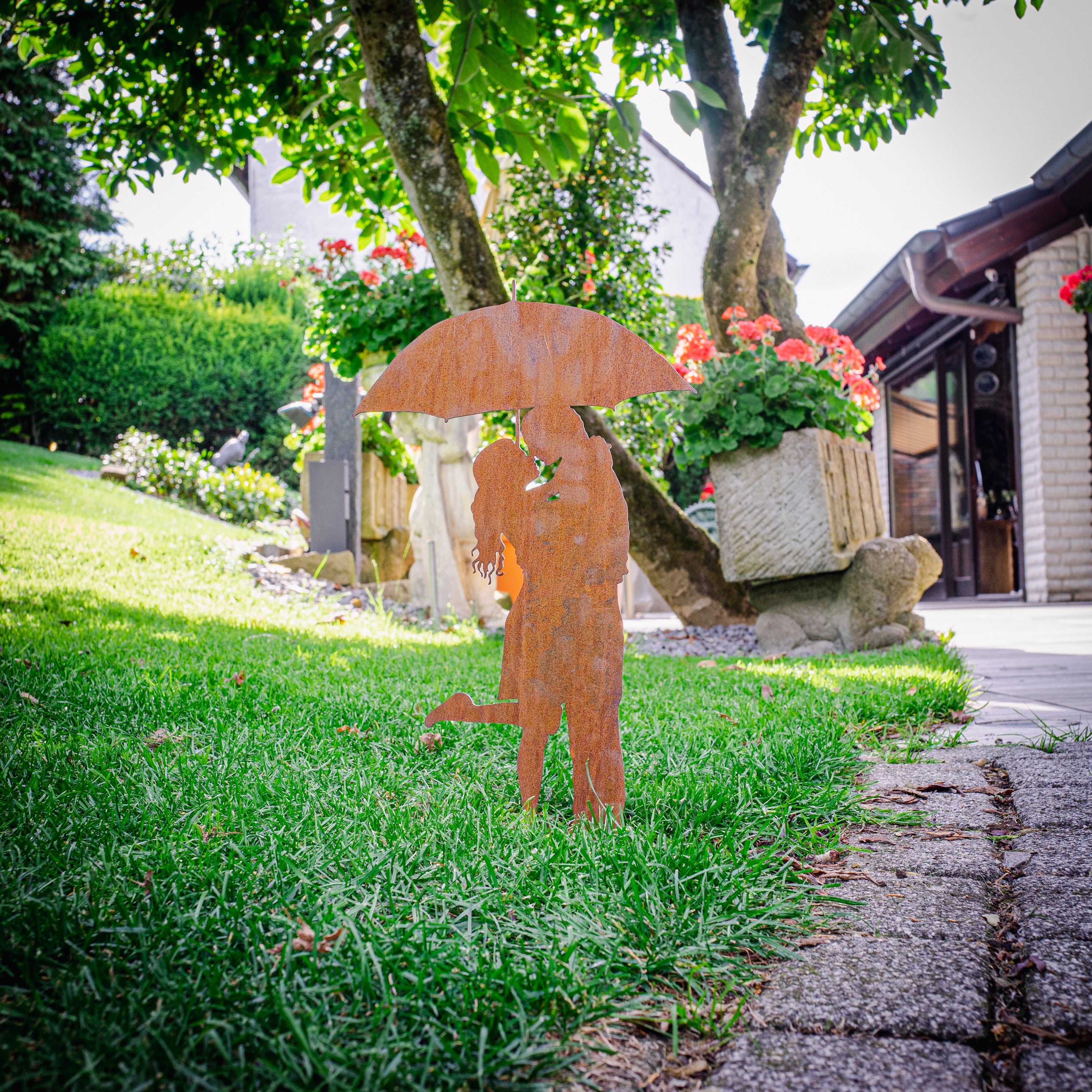Küssendes Paar Gartenstecker-einfach einsteckbare Rostdeko aus hochwertigem Cortenstahl - Gartendeko rost