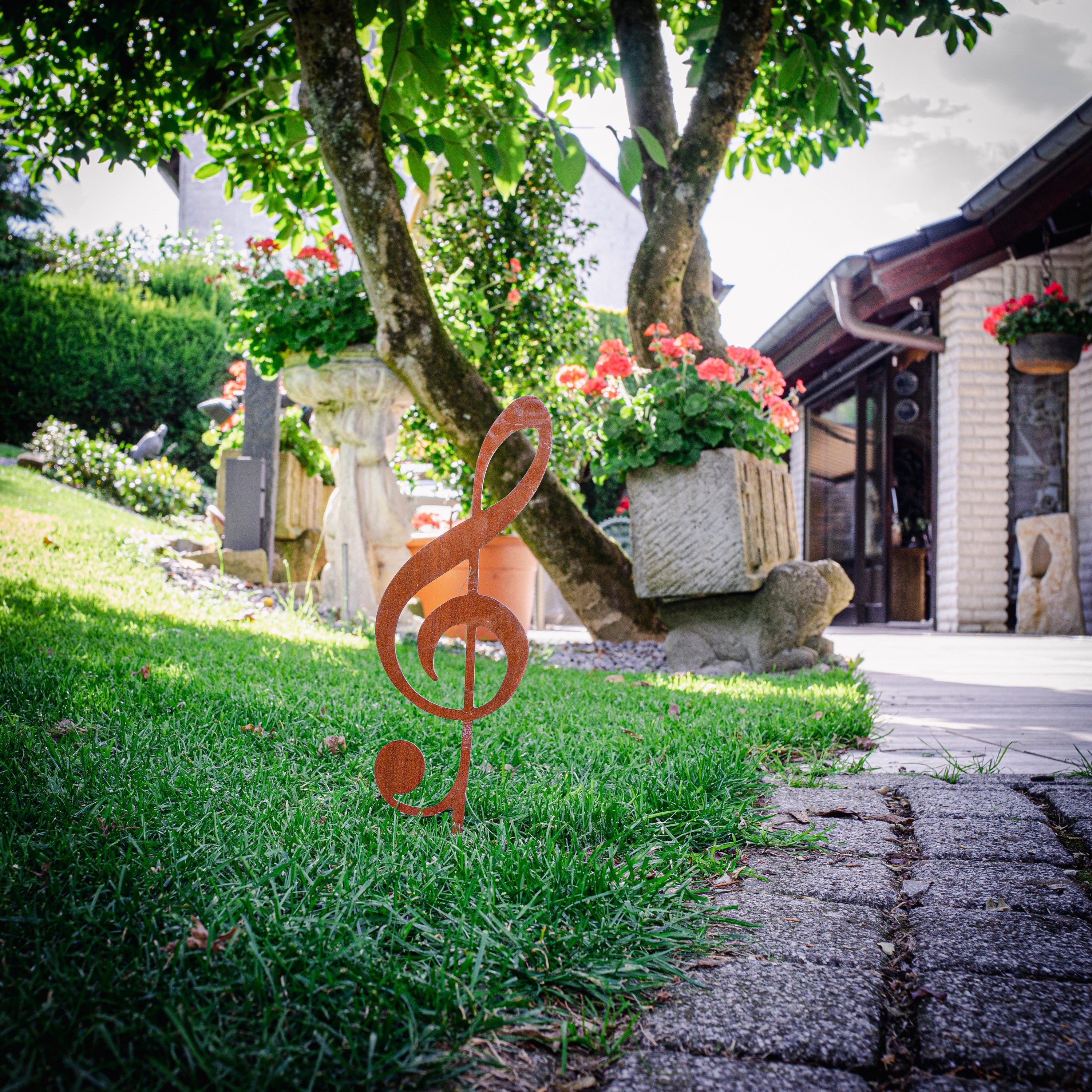 Edelrost Notenschlüssel Beetstecker-einfach einsteckbare Rostdeko aus hochwertigem Cortenstahl für Garten, Terrasse-Gartendeko rost
